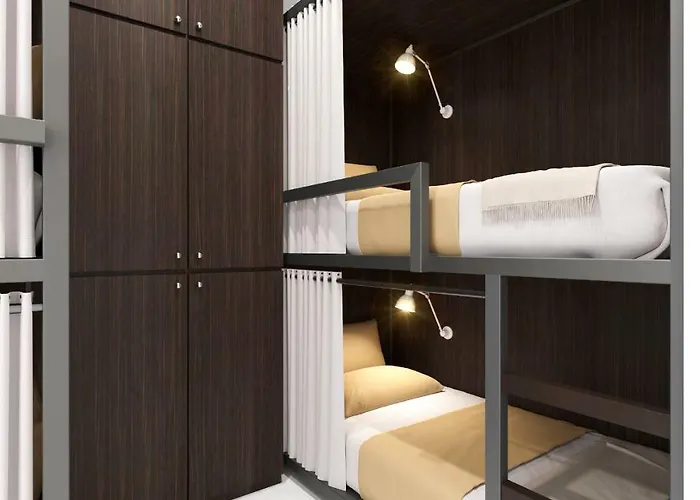 Bond Boutique Capsule Hotel @ Bugis Singapore